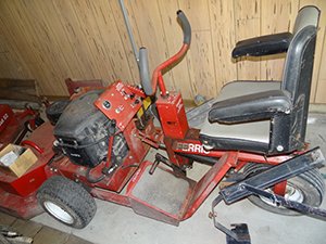 Property photo 72 - Personal Property Auction, Tractors, Dozer, Implements, Lawn & Garden, Tools, Antiques, Furniture & Household